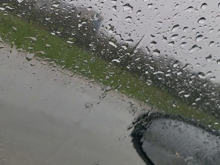 В Осетии размыло дорогу между селами Октябрьским и Тарским