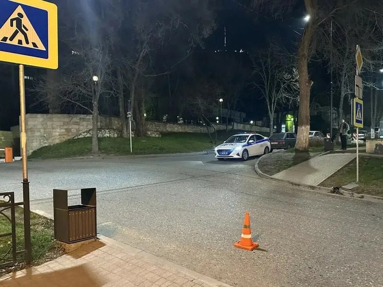 В Пятигорске разыскивают водителя, который сбил пешехода и скрылся с места ДТП