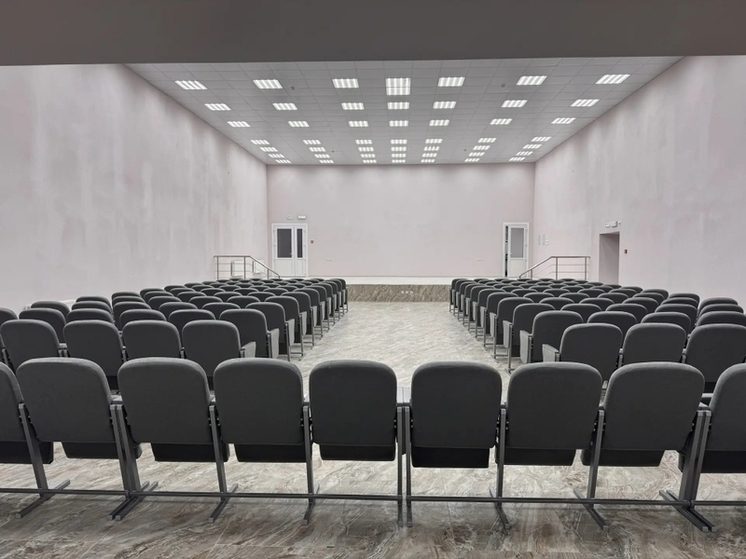 В сельском ДК  Труновского округа Ставрополья установили новые кресла