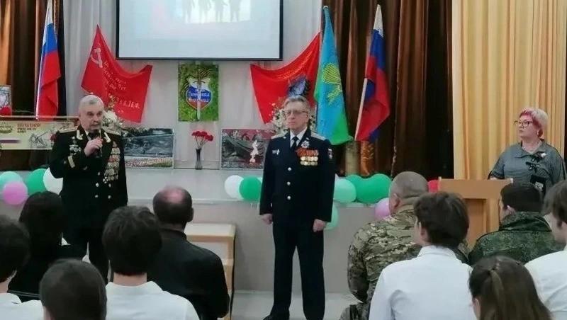 В школе №29 Ставрополя открыли «Парту Героя» в память о погибшем участнике СВО