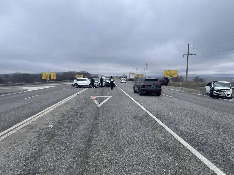 В тройном ДТП под Ставрополем пострадал один из пассажиров