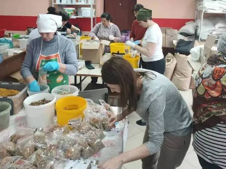 Владимир Владимиров в преддверии 8 Марта рассказал о женщинах-волонтерах, поддерживающих бойцов СВО