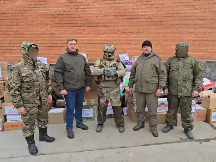Жители Буденновского округа собрали гуманитарную помощь для участников СВО