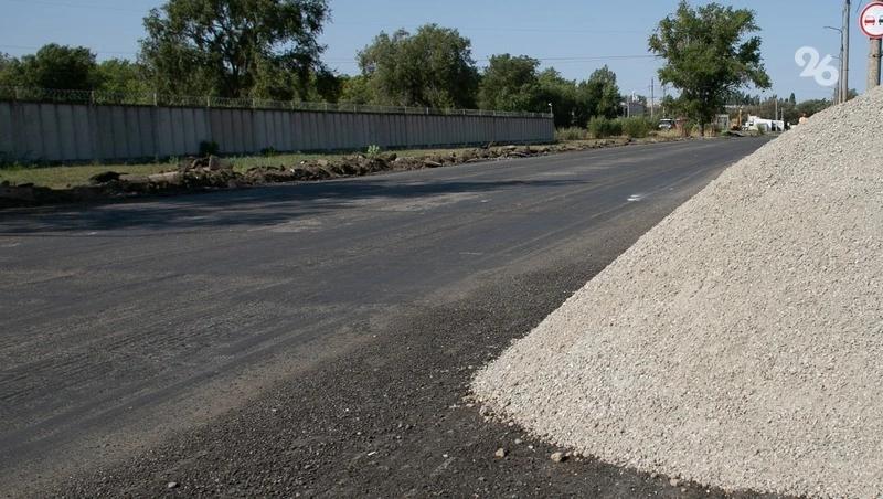 Зону возле парка аттракционов благоустраивают в Благодарном