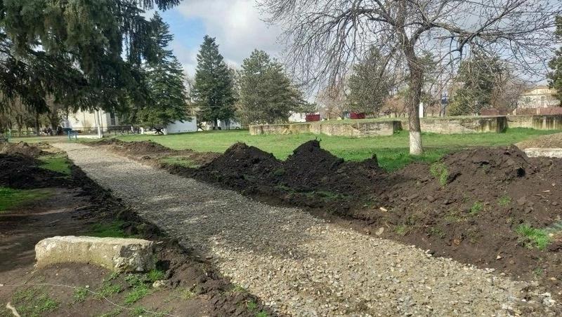 Благоустройство сквера начали в станице Кочубеевского округа