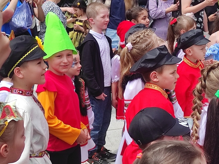 Более 12 тысяч детей отдохнут в летних лагерях КЧР в 2026 году