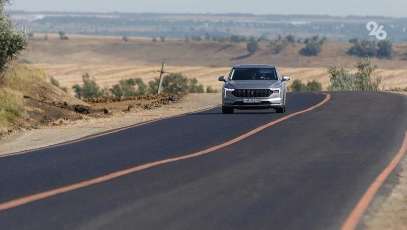 Более 6,2 км дороги отремонтируют к посёлку в Ипатовском округе