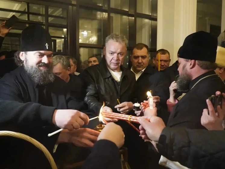 Частица Благодатного огня прибыла на Ставрополье из Иерусалима