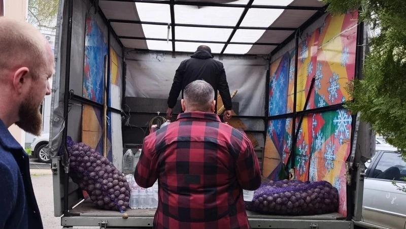 Ессентучане отправили в Дагестан продукты, инструменты и оборудование