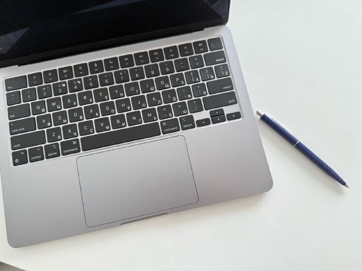 Фонд Кадырова передал в школы Ачхой-Мартановского района Чечни 26 интерактивных панелей и 40 ноутбуков