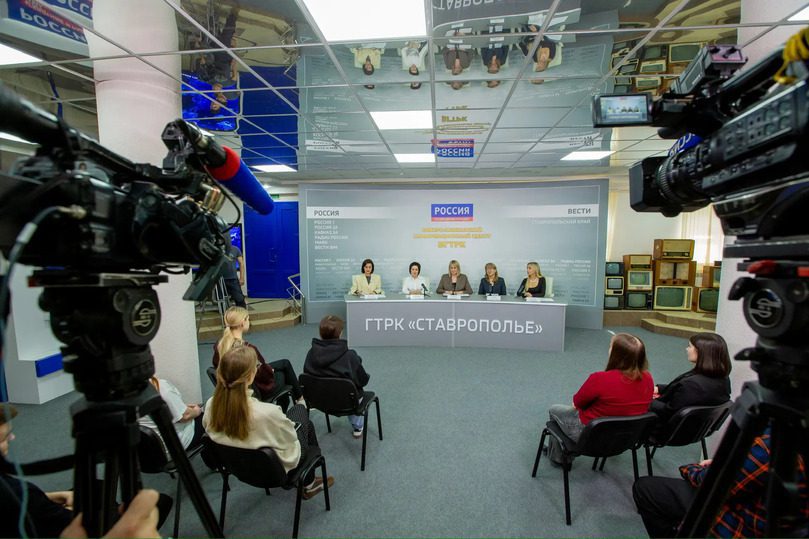 Формирование человека-патриота: эксперты СКФУ обсудили подходы к воспитанию молодёжи в телепроекте «Кавказ - пресс-центр»  Ставрополь (Кавказ)6