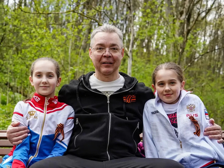 Губернатор Ставрополья встретился в походе с дочерьми участника СВО