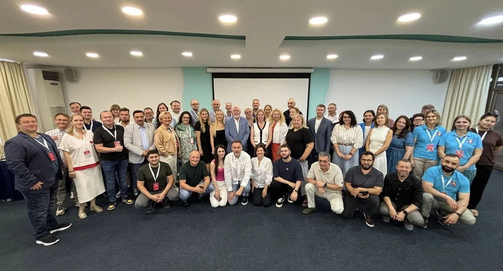 «МК-Кавказ»: нашему Главному – 77!  Ставрополь (Кавказ)1