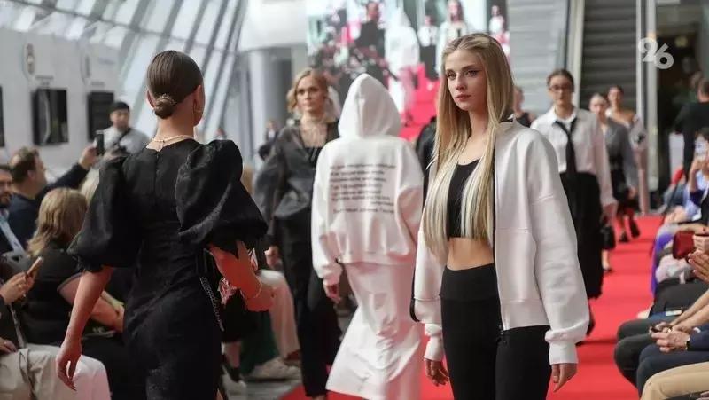 Мошенники требуют деньги за портфолио у моделей &mdash; российский эксперт