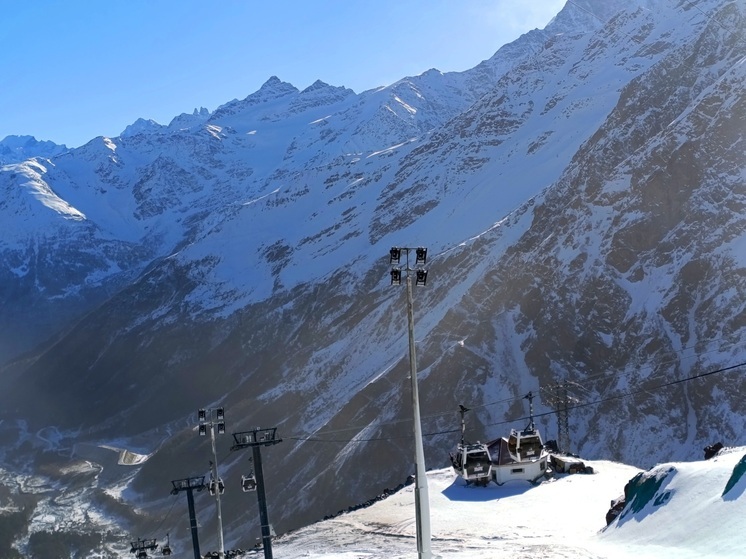 На Эльбрусе на высоте 4 000 метров построят трассы для сборных России