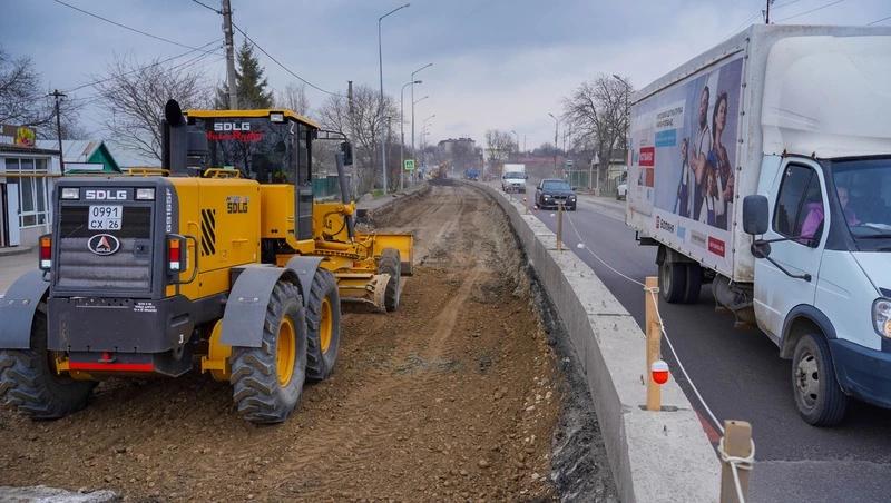 На Ставрополье в этом году завершат капремонт участка трассы от села Винсады