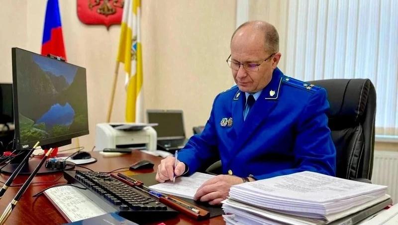 На Ставрополье за трудоустройство экс-правоохранителя оштрафован работодатель