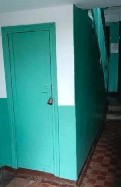 На Ставрополье жильцов многоэтажки заставили демонтировать самовольную кладовку