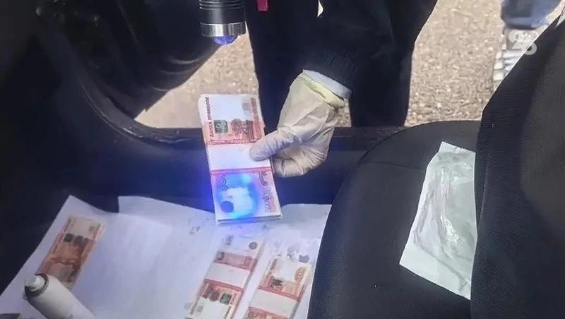 Обещавший устроить знакомого в ФСБ  за 6,5 млн ставрополец взят под стражу