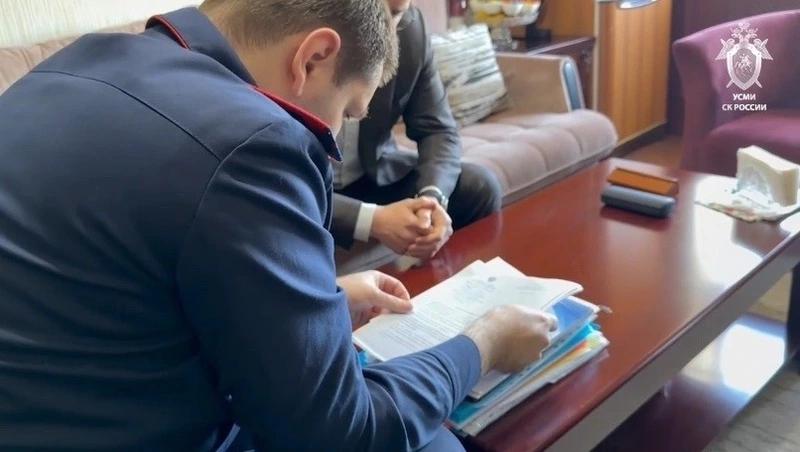 Обыски в минприроды Дагестана прошли по делу о застройке берегов, где рухнул дом