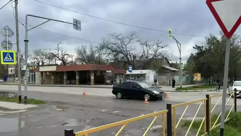 Пенсионер сбил девушку на пешеходном переходе в Будённовске