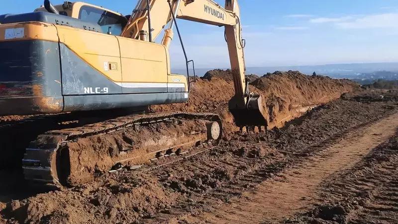 Под Светлоградом переложили 5,3 км ключевого водовода