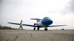 Погодный фронт: самолёт Росгидромета готовится стрелять по облакам на Ставрополье