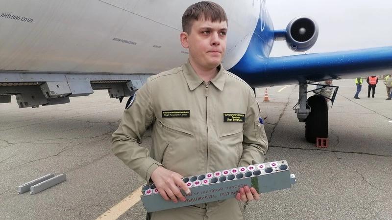 Погодный фронт: самолёт Росгидромета готовится стрелять по облакам на Ставрополье