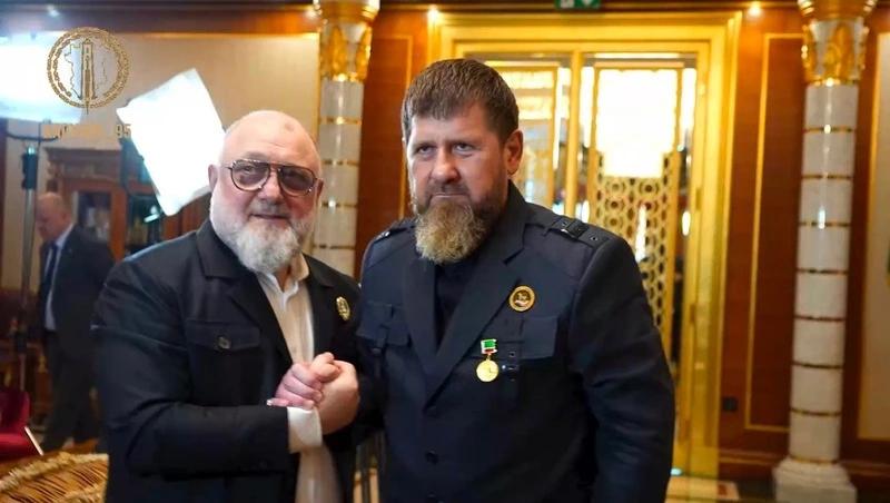 Рамзан Кадыров получил медаль &laquo;За вклад в развитие науки&raquo; от Академии наук Чечни