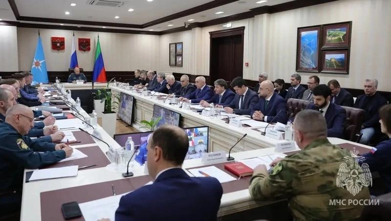 Режим ЧС в Дагестане и Чечне повысили с регионального до федерального уровня