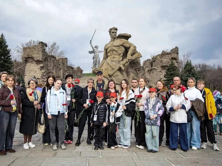 Сергей Меняйло: семьи участников СВО из Северной Осетии отправились в путешествие «Города Великой Победы»