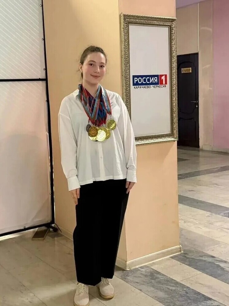 Школьница из Черкесска представит регион на всероссийской олимпиаде «Умники и умницы»