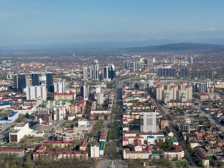 Строители приступили к отделочным работам в домах, которые возводят в Чечне для пострадавших от ЧС