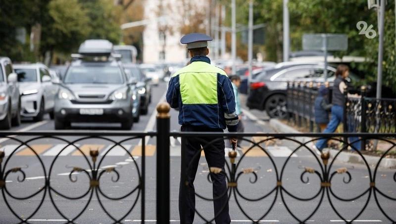 У нетрезвого ставропольчанина с поддельными правами отобрали авто