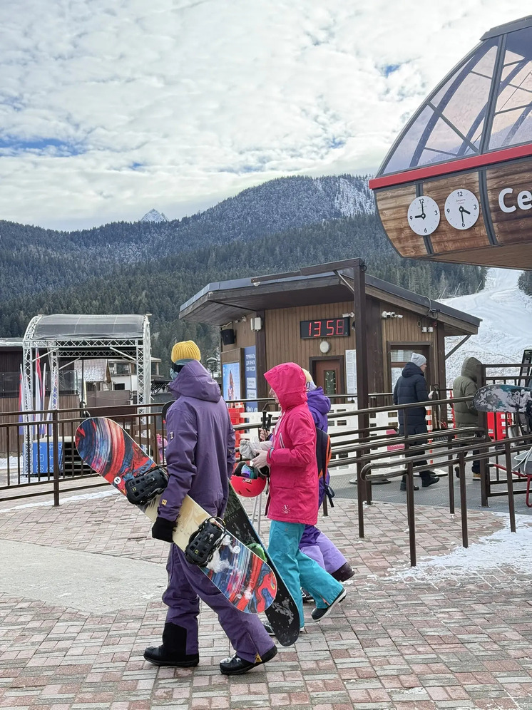 В Архызе День Победы отметят лыжным «Бессмертным полком» и солдатской кашей