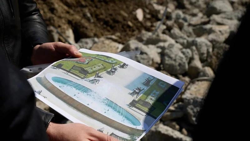 В центре нового сквера Ставрополя готовят основание для фонтана