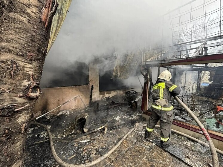 В Нальчике сгорели два частных дома