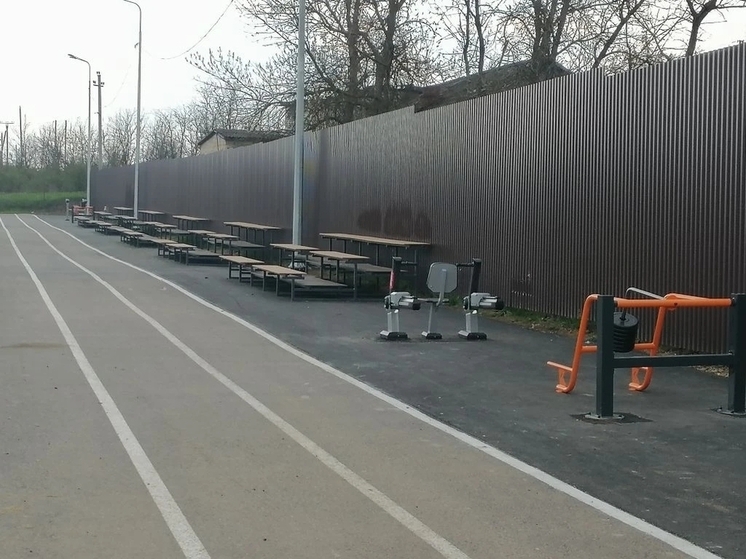 В одном из поселков Благодарненского округа Ставрополья появился современный  стадион