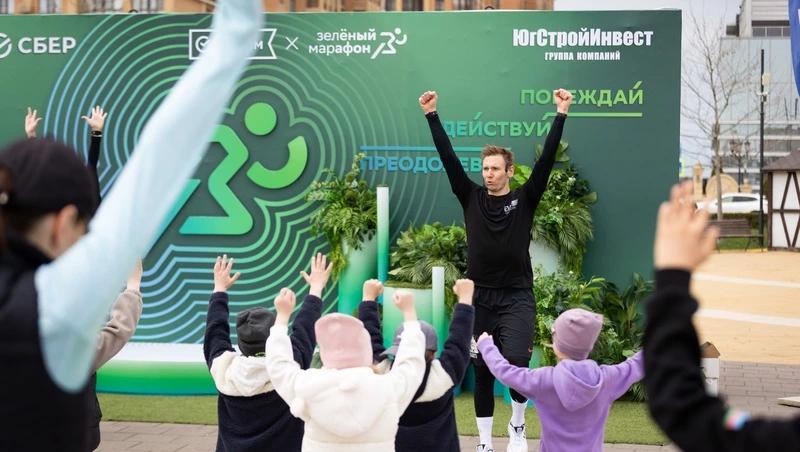 В Ставрополе провели массовую зарядку для подготовки к Зелёному Марафону