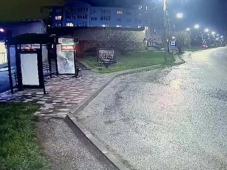 В Железноводске неизвестный выстрелил в сторону остановки: мэр пообещал добиться строгого наказания