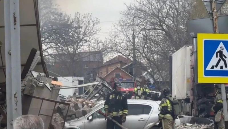 Восемь человек пострадали при взрыве склада пиротехники во Владикавказе