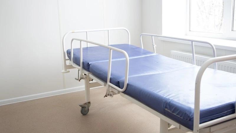 Врачи извлекли инородное тело из глаза ставропольца после полувековой травмы