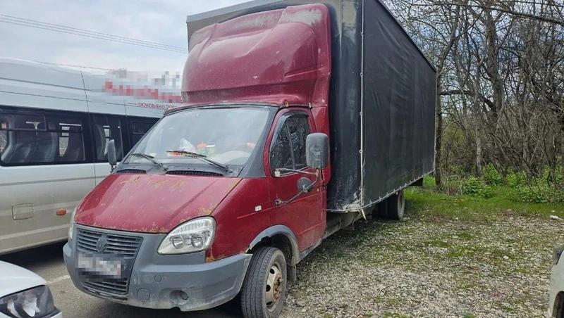 Житель Пятигорска избил экс-сожителя сестры и уехал на его &laquo;Газели&raquo;