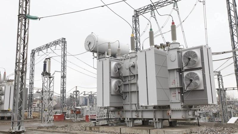 Часть зданий в Пятигорске остаются без света и газа после взрыва газозаправки