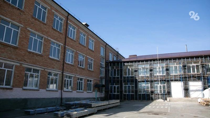 Капитальный ремонт школы №20 в станице Предгорья выполнен на треть