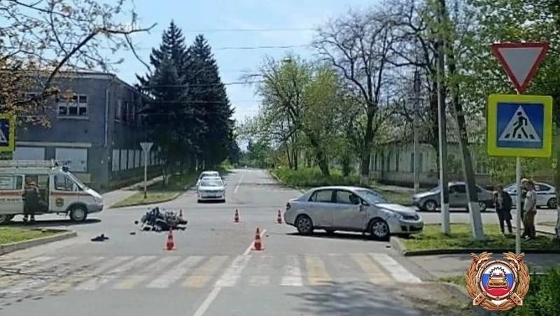 Мотоциклист попал под колёса иномарки на перекрёстке в Георгиевске