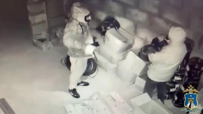 Пятигорчане похитили со стройки материалы и провода на 120 тыс. рублей