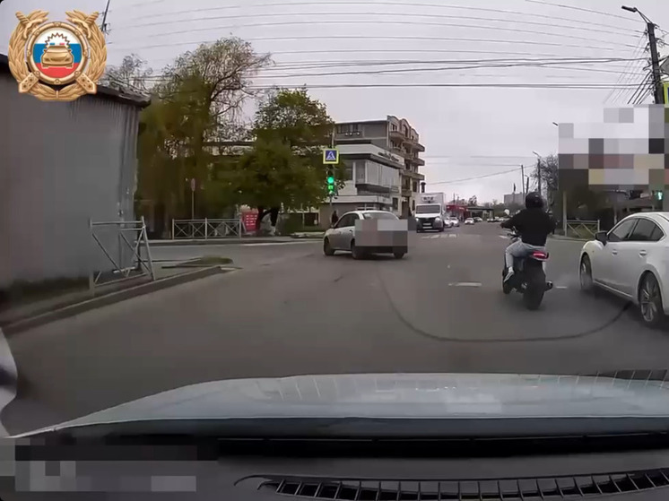 Почти 400 нарушений ПДД мотоциклистами и пользователями СИМ пресекли на Ставрополье за две недели