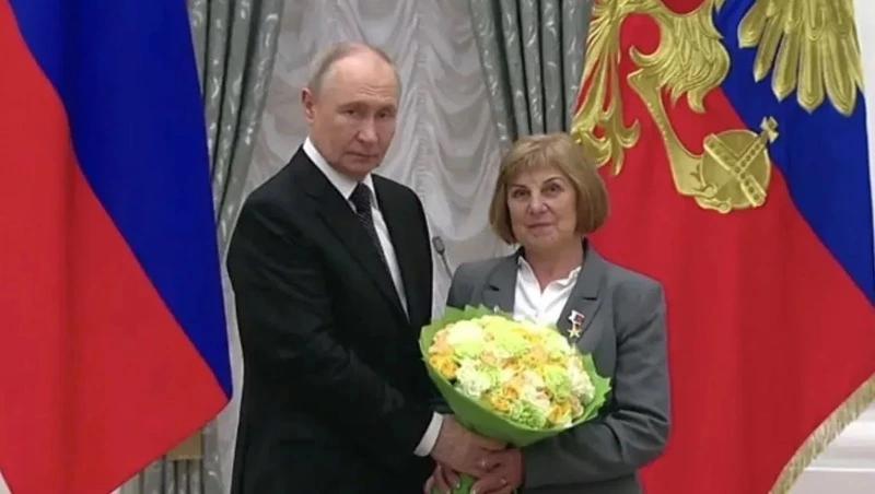 Путин удостоит ставропольскую доярку звания Героя труда России
