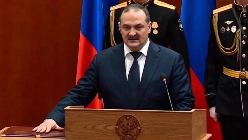Сергей Меликов намерен на первых порах помогать новому врио главы Дагестана